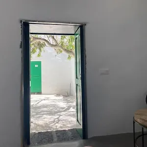 https://lovely-studio-in-original-finca.in-canary-islands.com